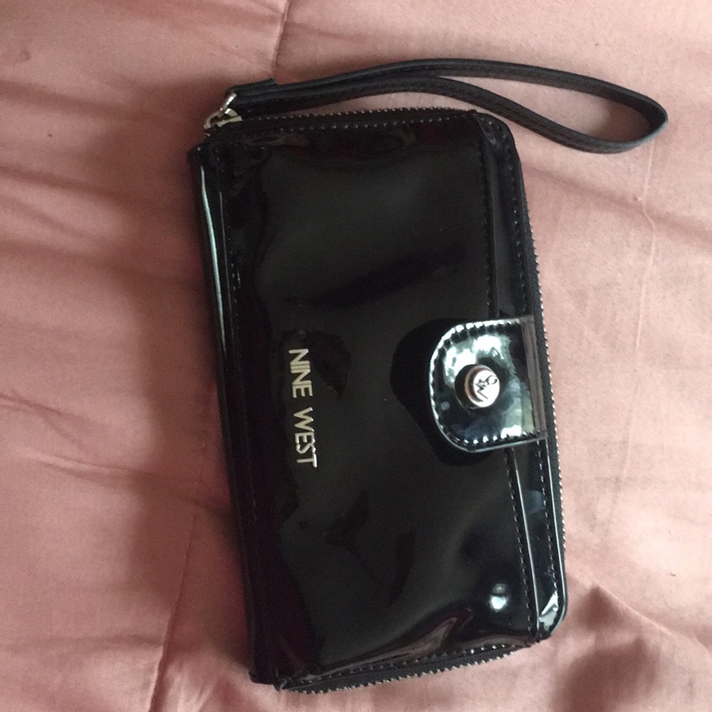 Nine West wallet